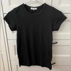 Black rag & bone t shirt